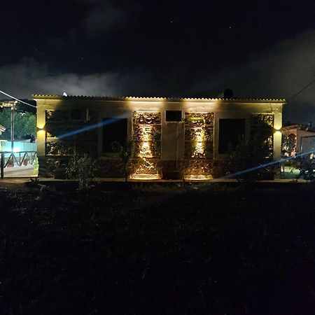 Casa Spezzara Villa Santa Domenica  Eksteriør bilde