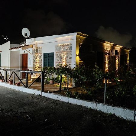 Casa Spezzara Villa Santa Domenica  Eksteriør bilde